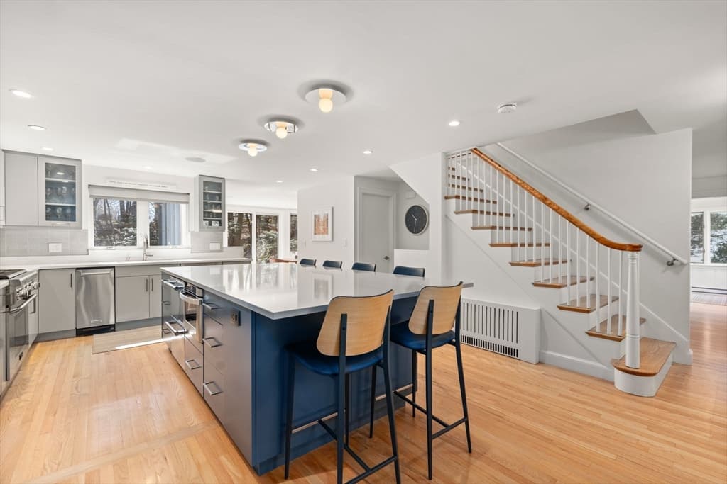 130 Bellingham Road photo 4