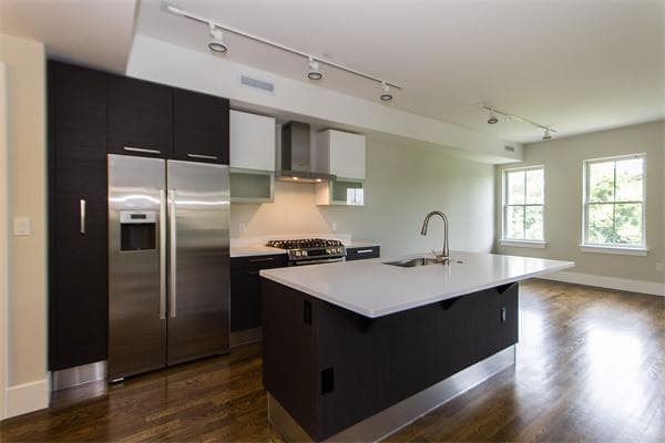 10 St. George Street #401 photo 2
