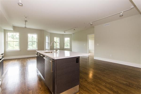 10 St. George Street #401 photo 3