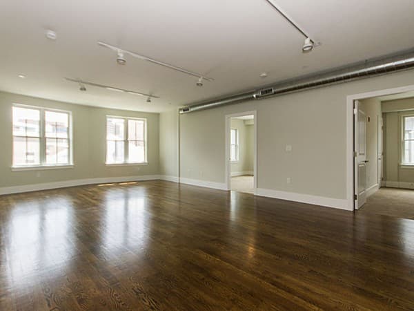 10 St. George Street #106