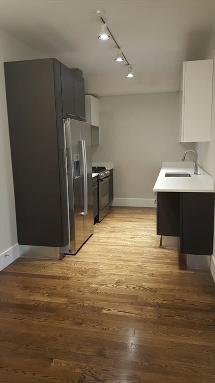 10 St. George Street #106 photo 5