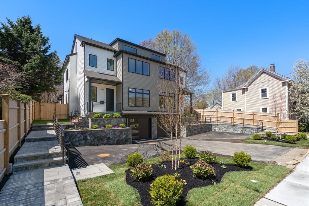 935 Walnut Street #935 photo 2