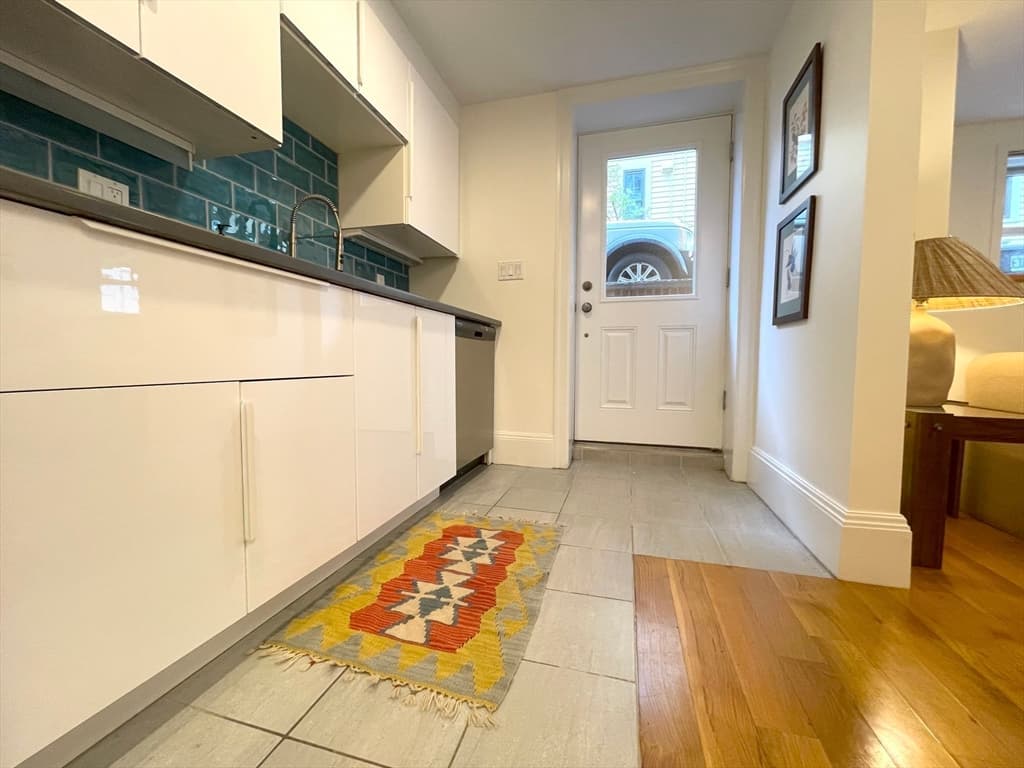 27 Kidder Avenue #0 photo 5