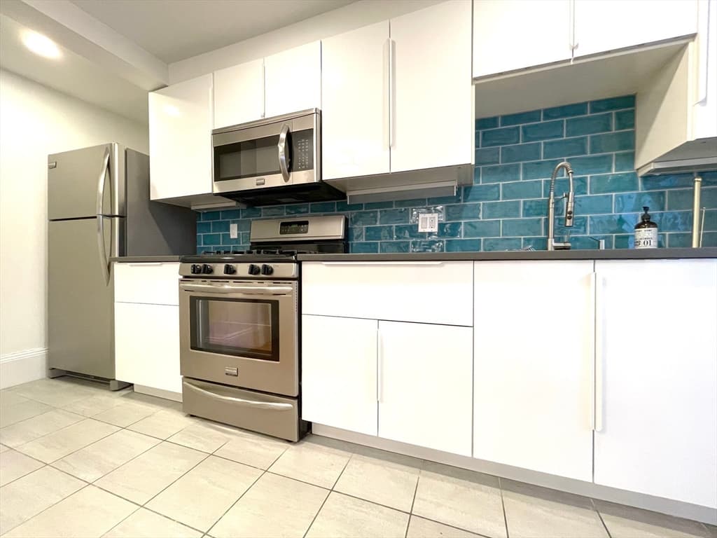 27 Kidder Avenue #0 photo 4