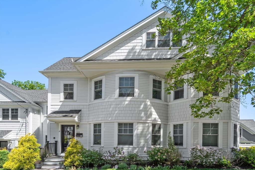 119 Charlesbank Rd
