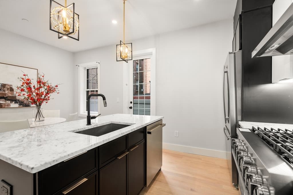67 Revere Street #1A photo 5
