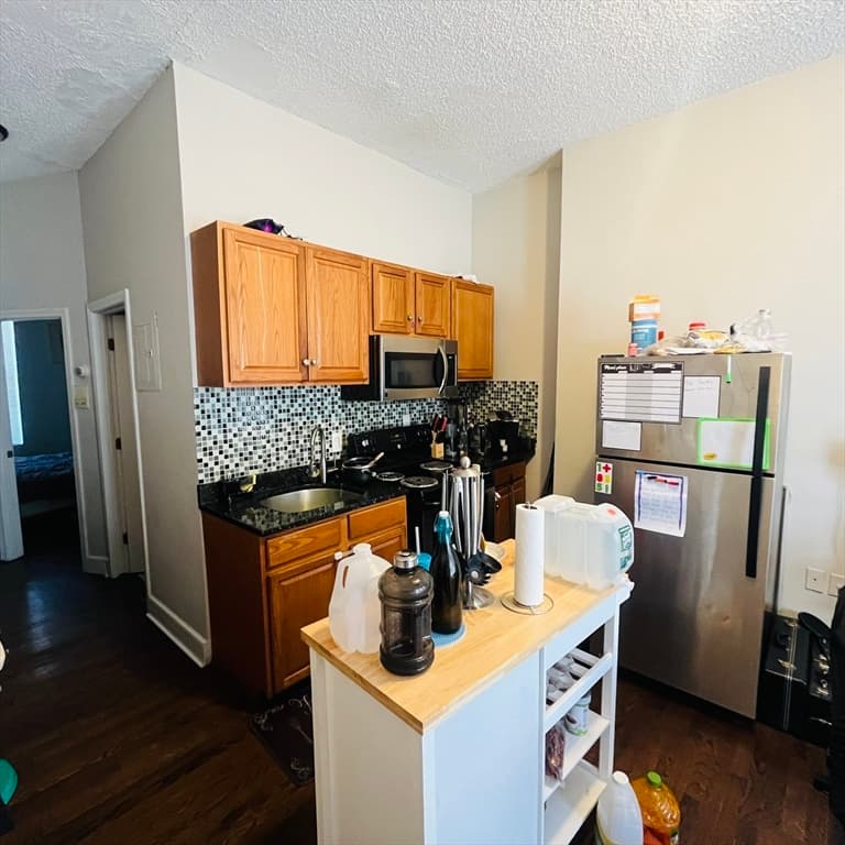 2989 Washington St #2 photo 2