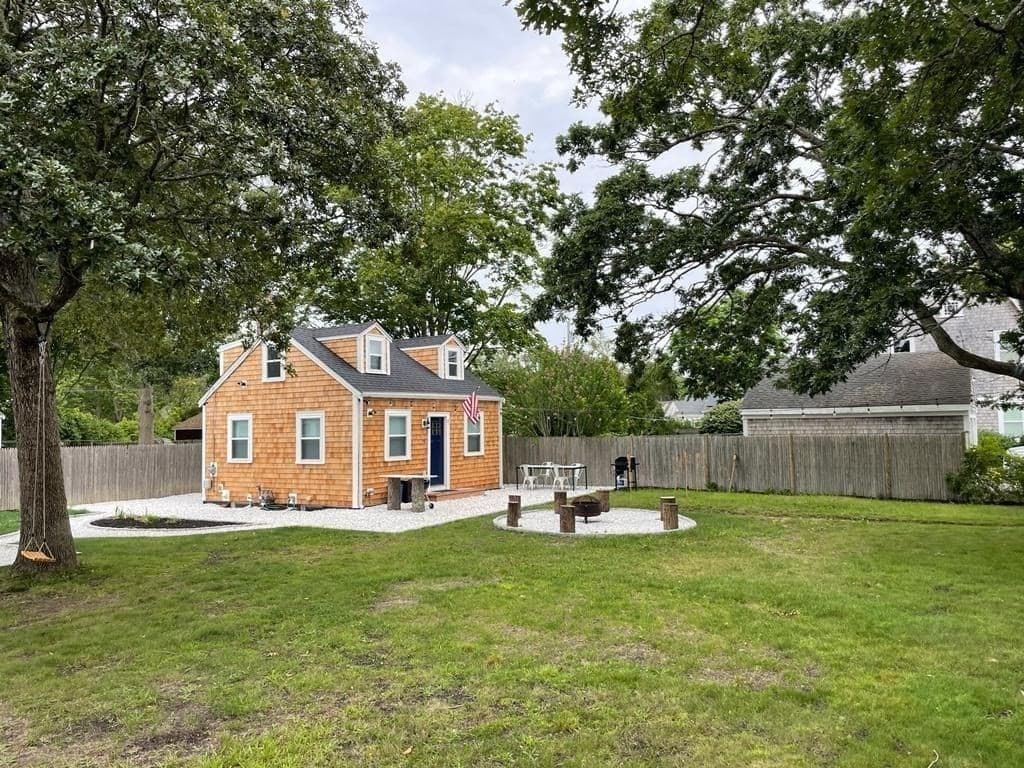 79 Oak St photo 5