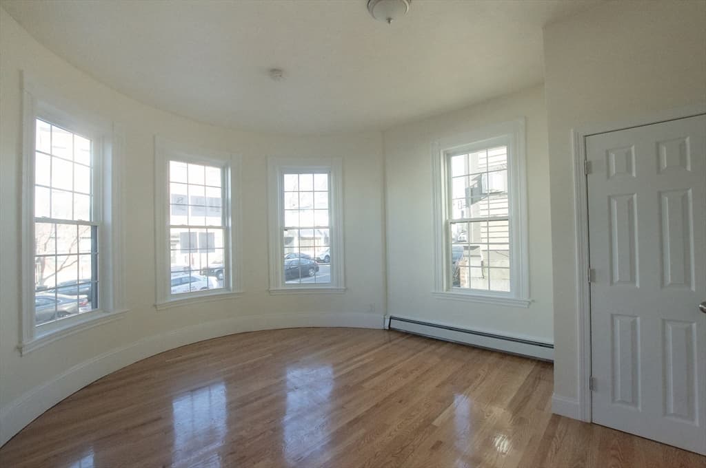 501 E Broadway #6 photo 2
