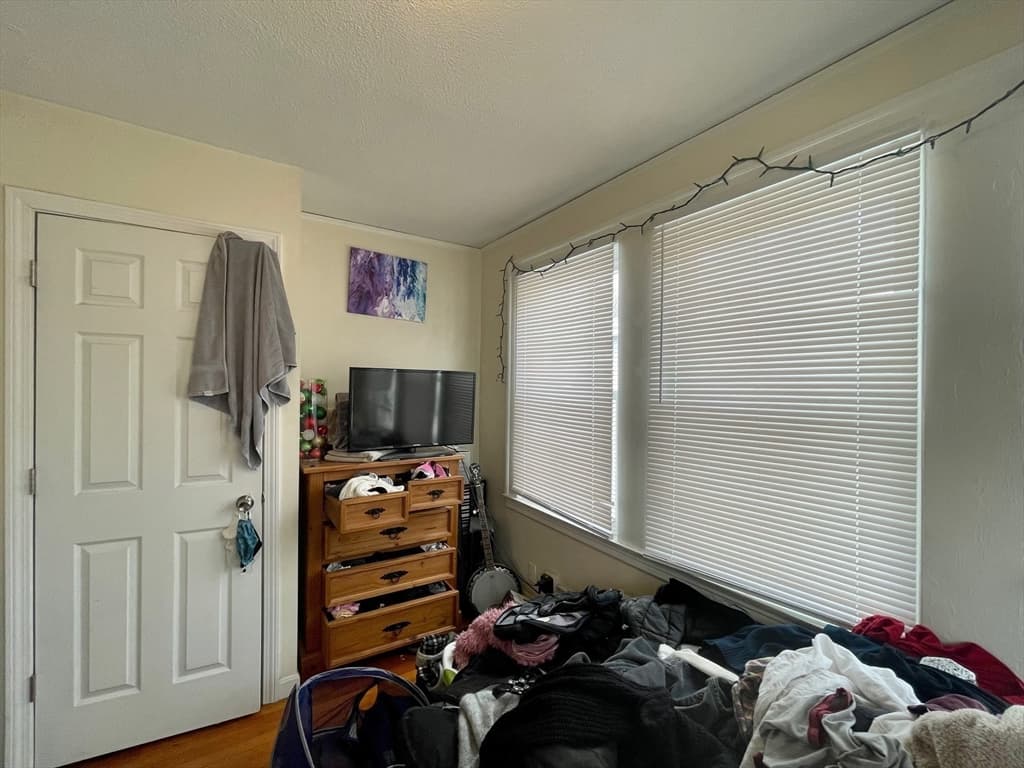 58 Brock St #3 photo 4