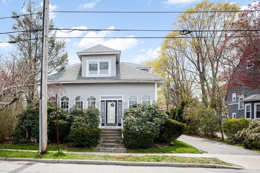 1833 Highland Ave photo 2