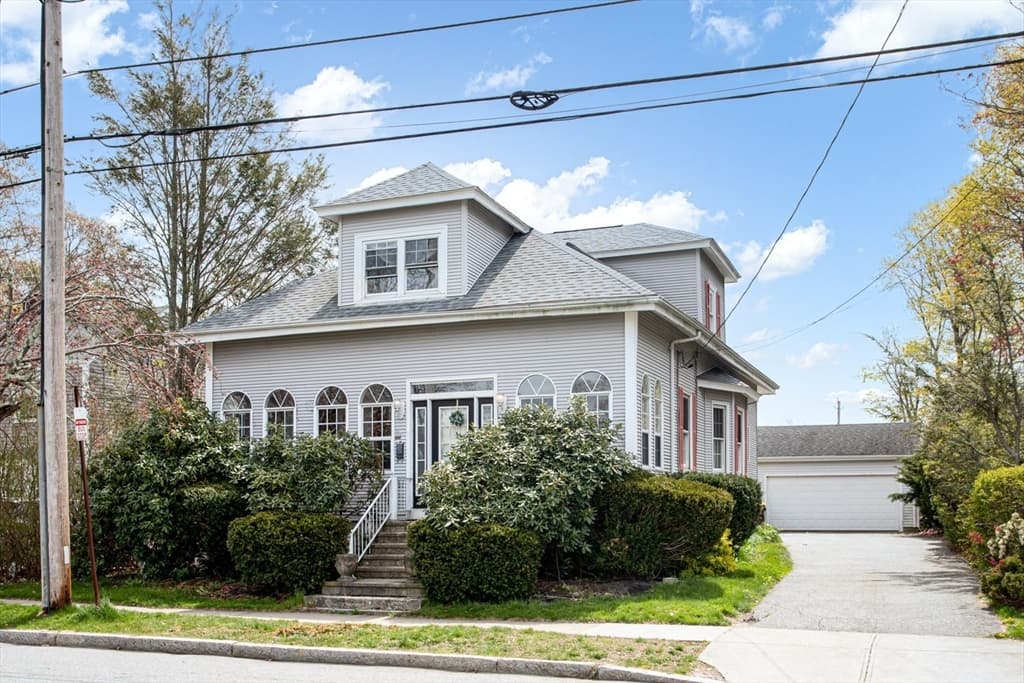1833 Highland Ave