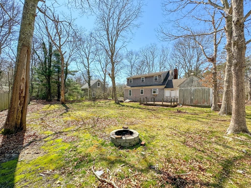 186 Quaker Meeting House Rd photo 3