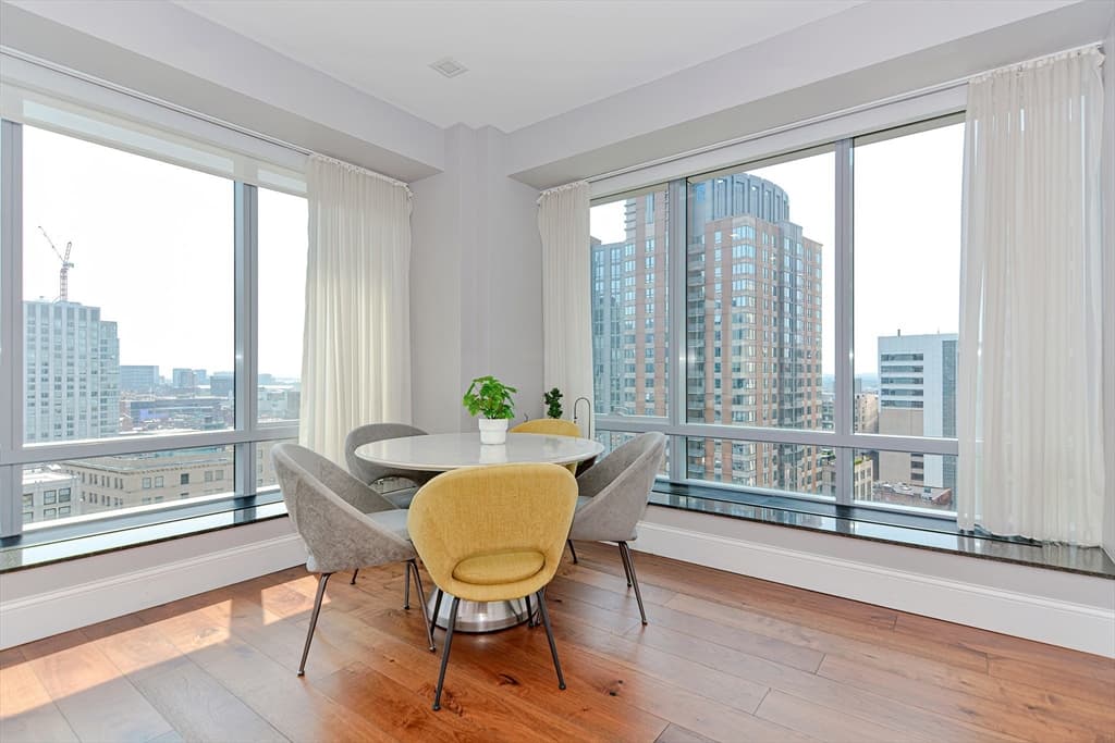 2 Avery St #20H photo 5