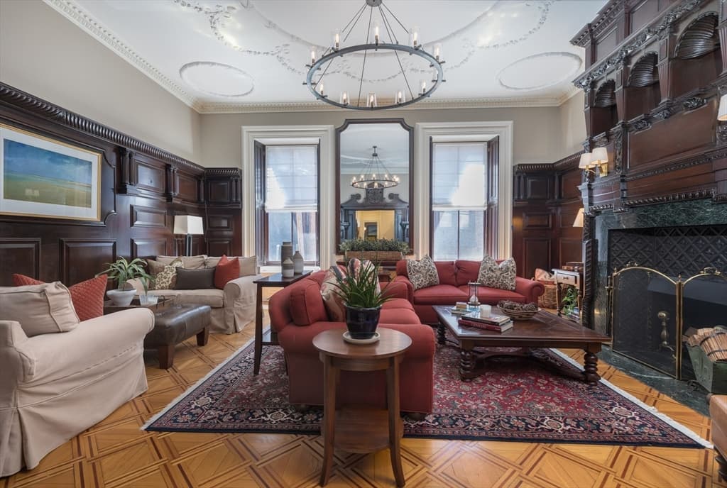 129 Beacon St #1 photo 2