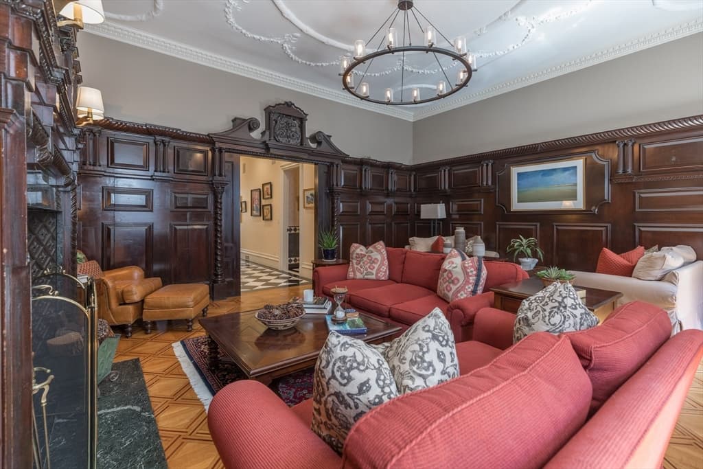 129 Beacon St #1 photo 4