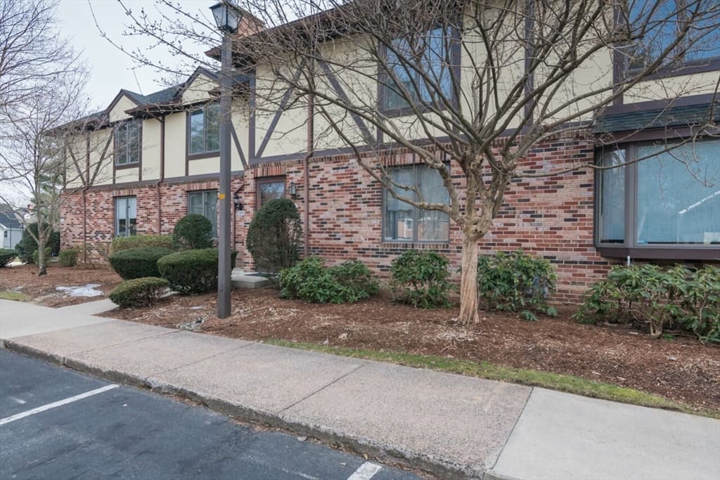 10 Mansion Woods Drive #C photo 2