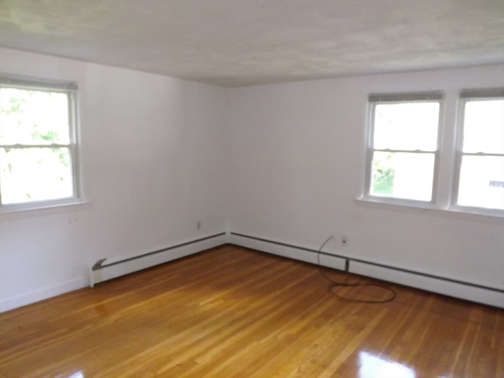 82 Hibbert Street #1 photo 3