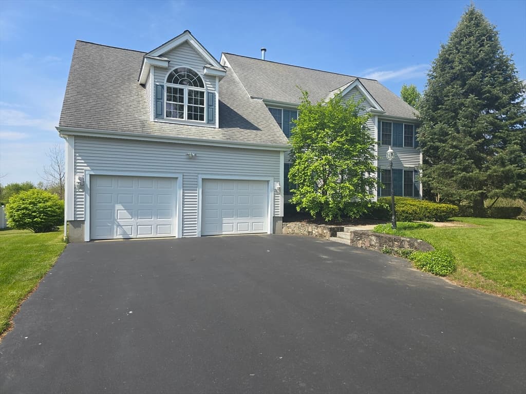 1 Pebbles Rd