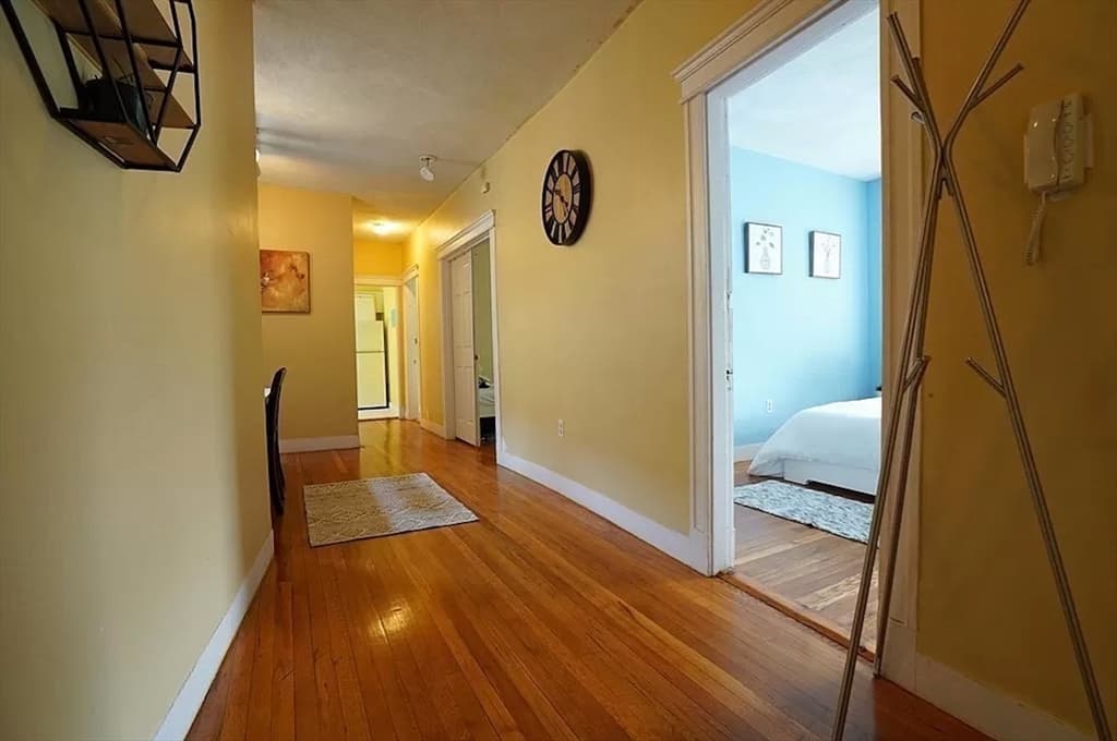 1677 Commonwealth Ave #10 photo 5