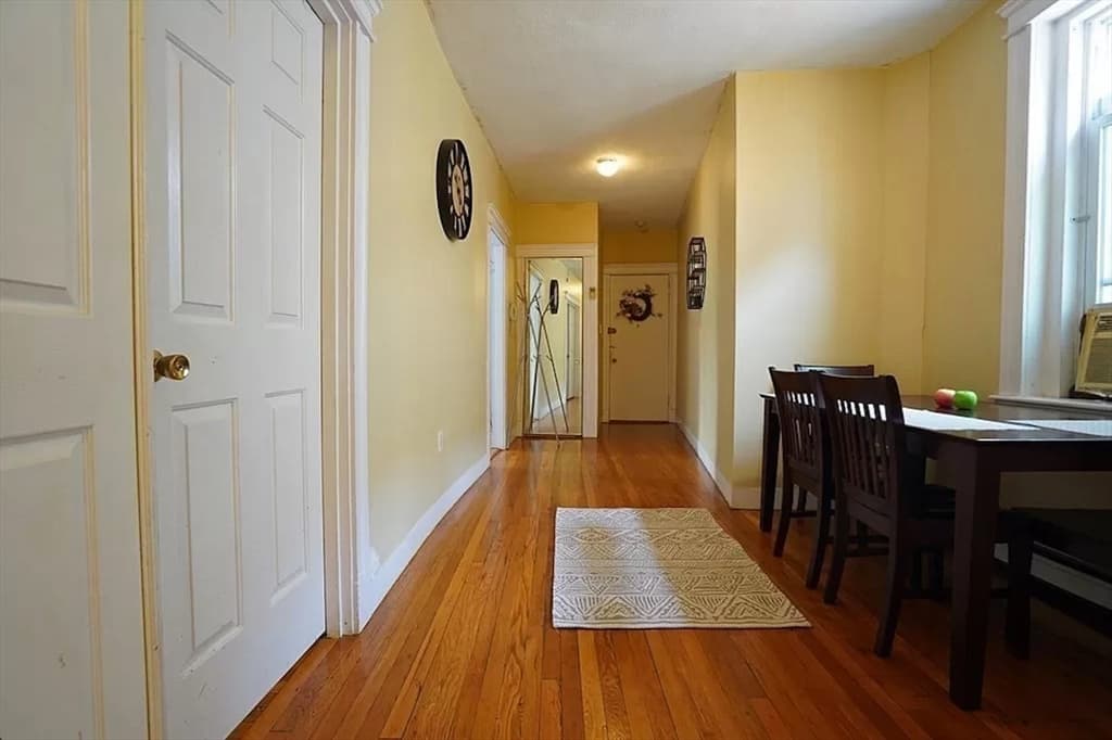 1677 Commonwealth Ave #10 photo 4