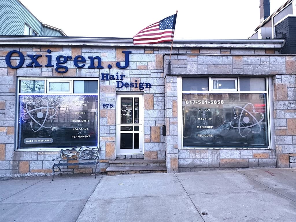 978-980 Bennington St.
