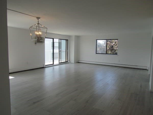 131 Coolidge Ave #527 photo 3