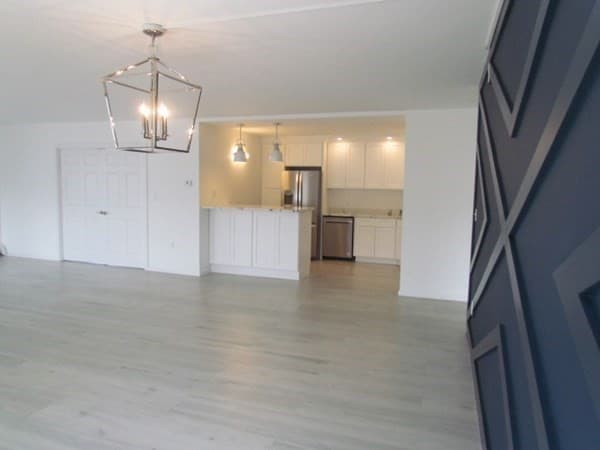 131 Coolidge Ave #527 photo 5