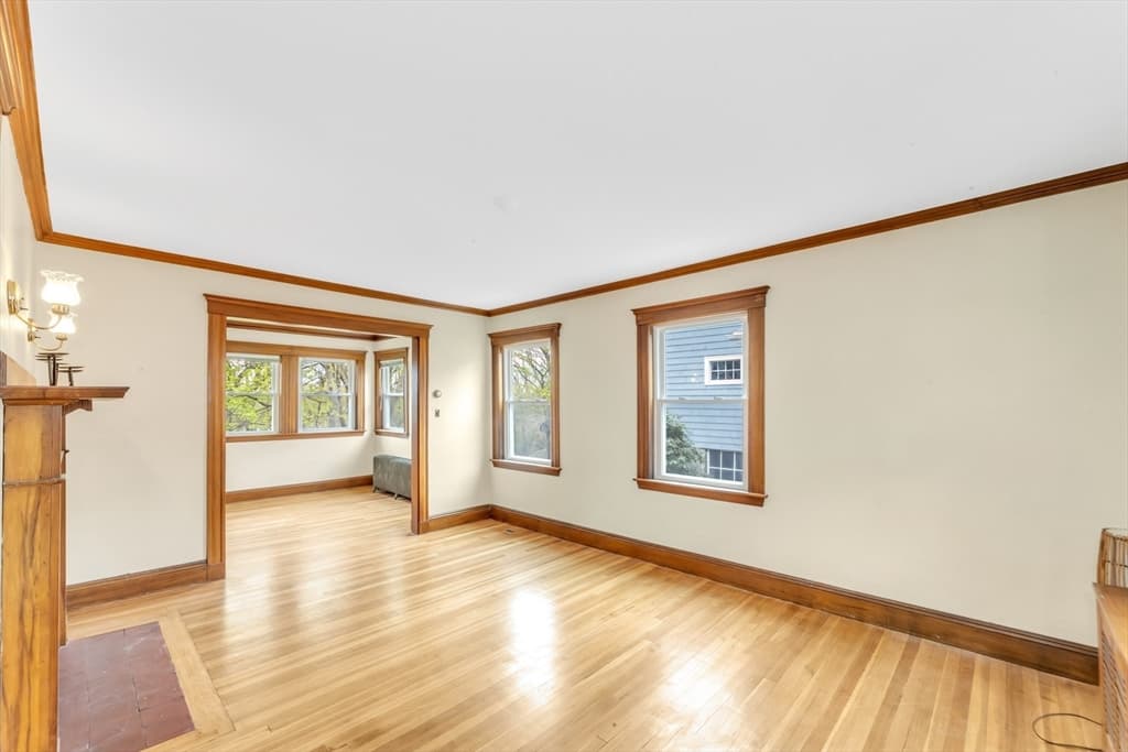 55 Arborough photo 3