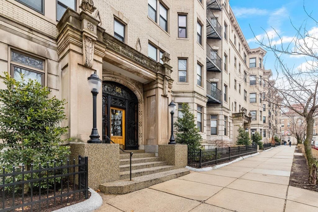 56 Charlesgate E #135A
