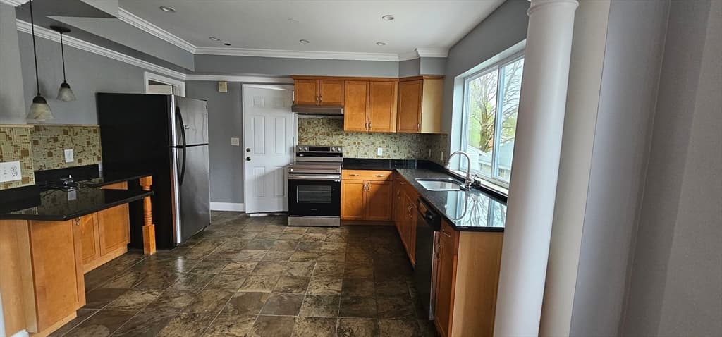 43 Bennington Street #1