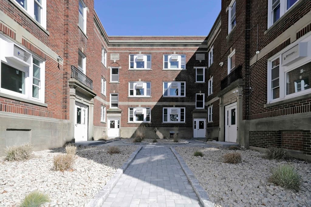 191 Elm St #2 photo 5