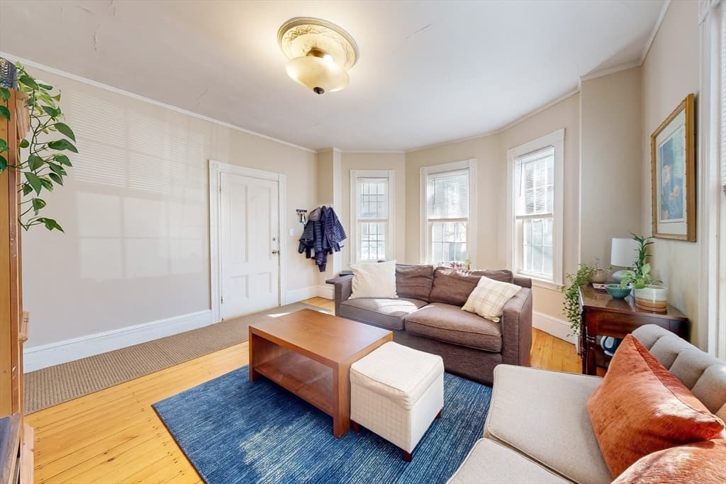 15 Kenney Street #1 photo 2