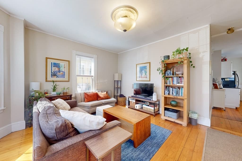 15 Kenney Street #1 photo 3