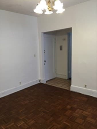 5 Braemore Road #10 photo 2