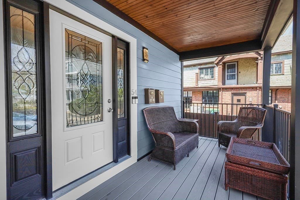 54 Benton #A photo 3