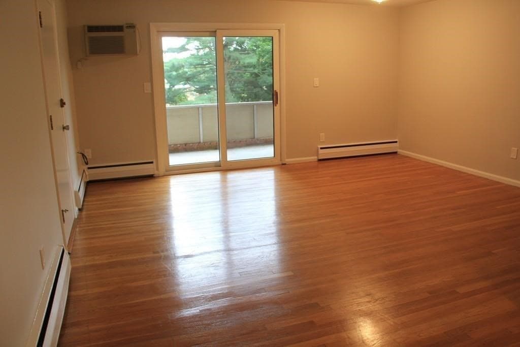 33 Jacqueline Rd #C photo 3
