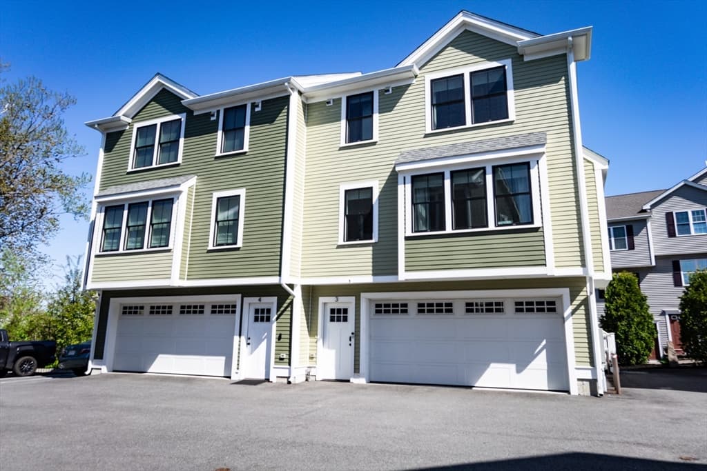 42 Mill St #3