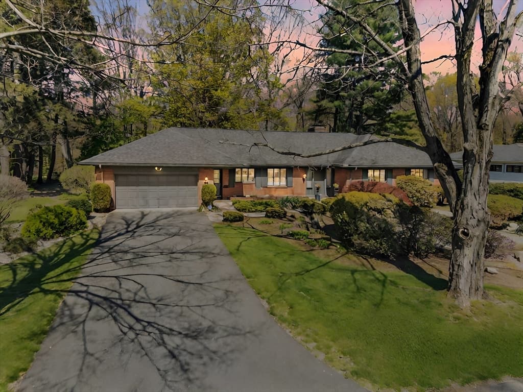 104 Wheel Meadow Dr