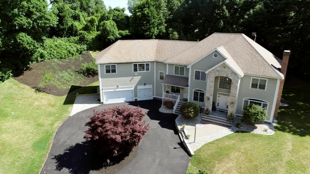 44 Mill Road photo 2