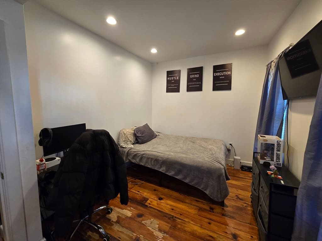 2 Mount Pleasant Pl #2 photo 4