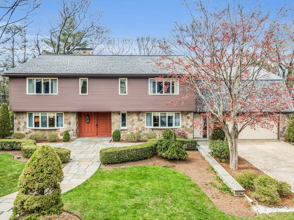7 Russett Ln