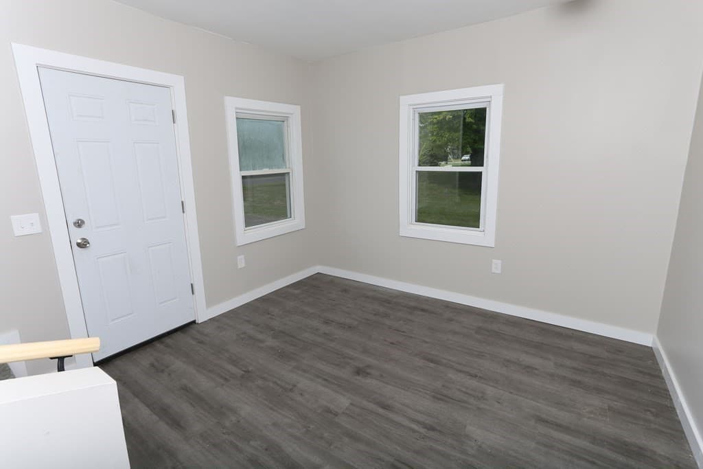 61 Pleasant Street photo 5