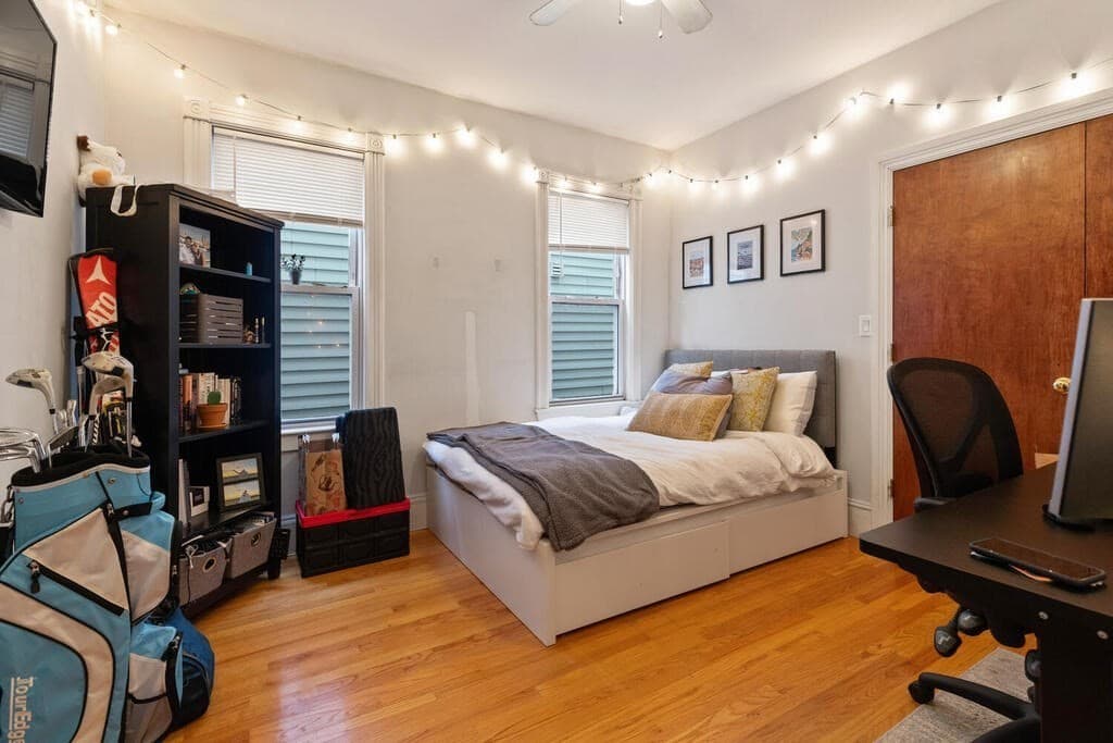 93 Old Harbor St #2 photo 3