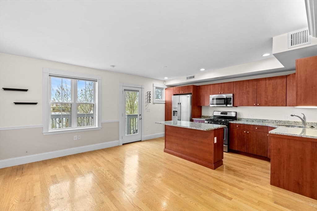 45 Gates St #PH-3 photo 5