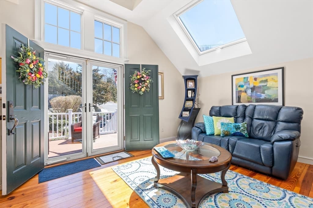 457 Washington Street #6