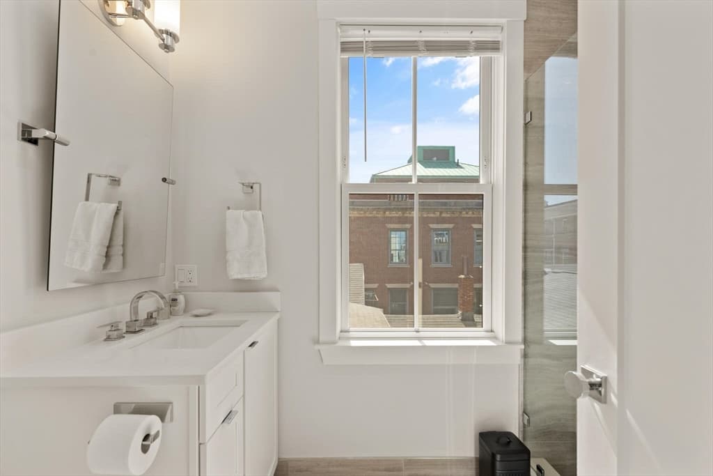 447 W 4th St. #2 photo 4