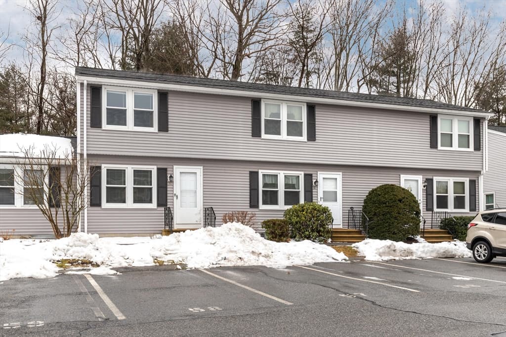 270 Sunderland Rd #30