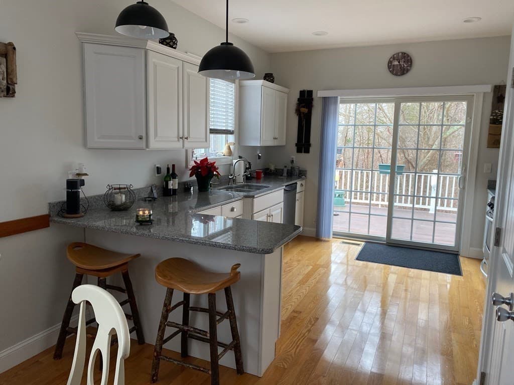 1346 Main Road #D photo 3