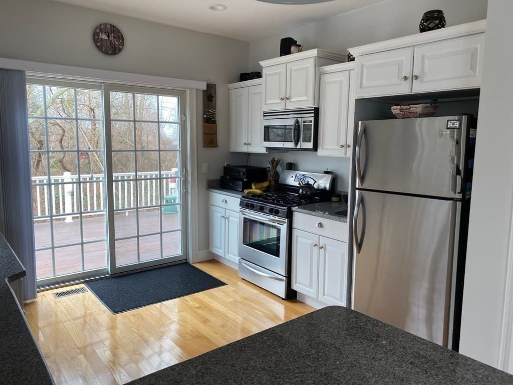 1346 Main Road #D photo 5